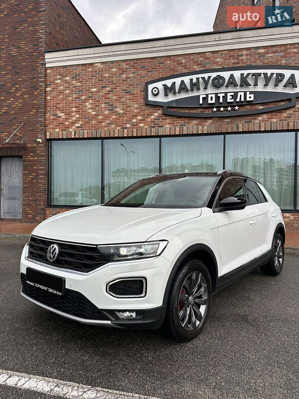 Позашляховик / Кросовер Volkswagen T-Roc 2019 в Києві фото 40 Позашляховик / Кросовер Volkswagen T-Roc 2019 в Києві