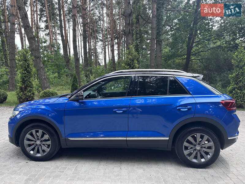 Внедорожник / Кроссовер Volkswagen T-Roc 2019 в Львове