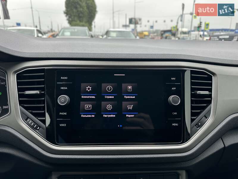 Внедорожник / Кроссовер Volkswagen T-Roc 2021 в Киеве
