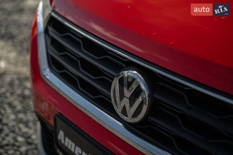Позашляховик / Кросовер Volkswagen T-Roc 2019 в Чернівцях фото 12 Позашляховик / Кросовер Volkswagen T-Roc 2019 в Чернівцях