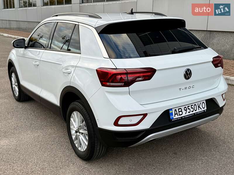 Внедорожник / Кроссовер Volkswagen T-Roc 2023 в Киеве фото 6 Внедорожник / Кроссовер Volkswagen T-Roc 2023 в Киеве