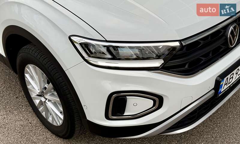 Внедорожник / Кроссовер Volkswagen T-Roc 2023 в Киеве фото 22 Внедорожник / Кроссовер Volkswagen T-Roc 2023 в Киеве