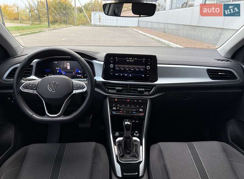Внедорожник / Кроссовер Volkswagen T-Roc 2023 в Киеве фото 46 Внедорожник / Кроссовер Volkswagen T-Roc 2023 в Киеве