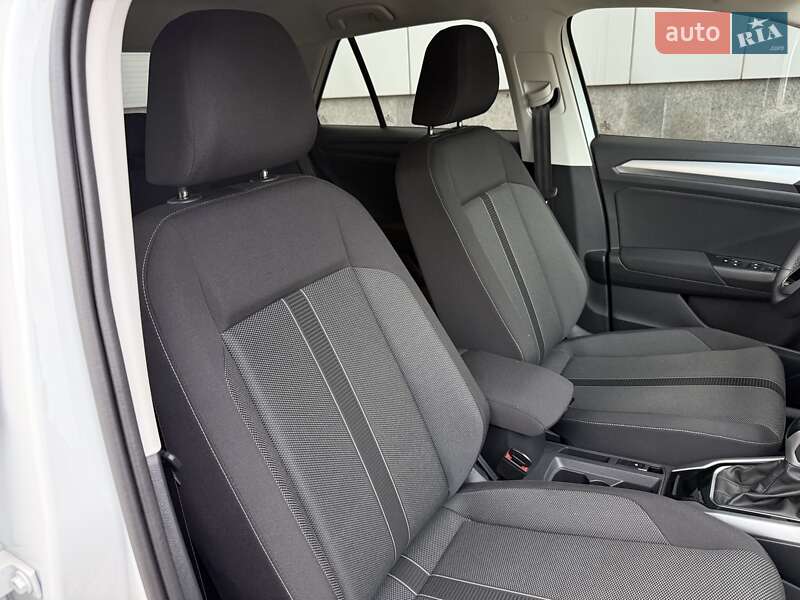 Внедорожник / Кроссовер Volkswagen T-Roc 2023 в Киеве фото 55 Внедорожник / Кроссовер Volkswagen T-Roc 2023 в Киеве
