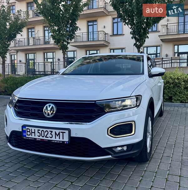Внедорожник / Кроссовер Volkswagen T-Roc 2019 в Одессе