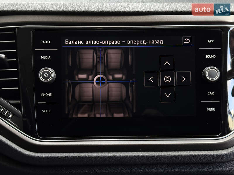 Внедорожник / Кроссовер Volkswagen T-Roc 2018 в Киеве