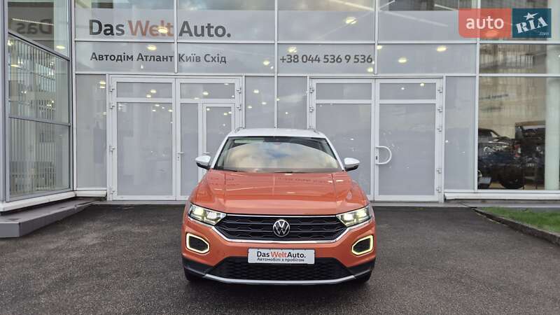 Внедорожник / Кроссовер Volkswagen T-Roc 2020 в Киеве