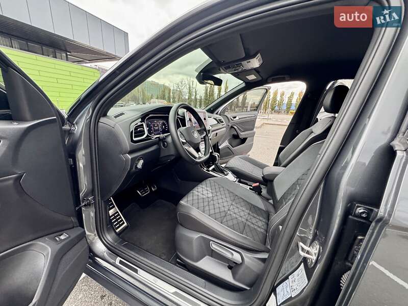 Позашляховик / Кросовер Volkswagen T-Roc 2024 в Києві фото 33 Позашляховик / Кросовер Volkswagen T-Roc 2024 в Києві