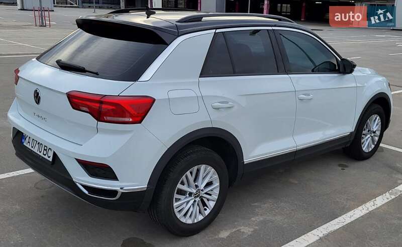 Внедорожник / Кроссовер Volkswagen T-Roc 2020 в Киеве фото 4 Внедорожник / Кроссовер Volkswagen T-Roc 2020 в Киеве