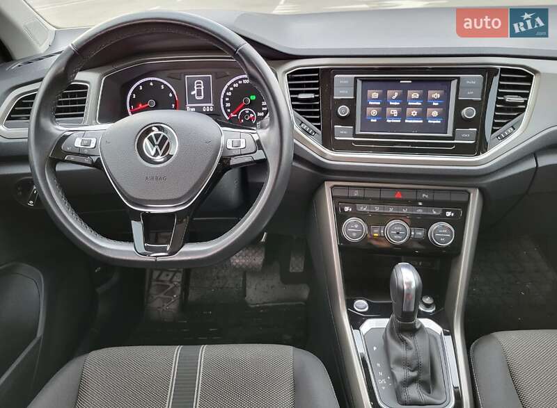 Внедорожник / Кроссовер Volkswagen T-Roc 2020 в Киеве фото 9 Внедорожник / Кроссовер Volkswagen T-Roc 2020 в Киеве