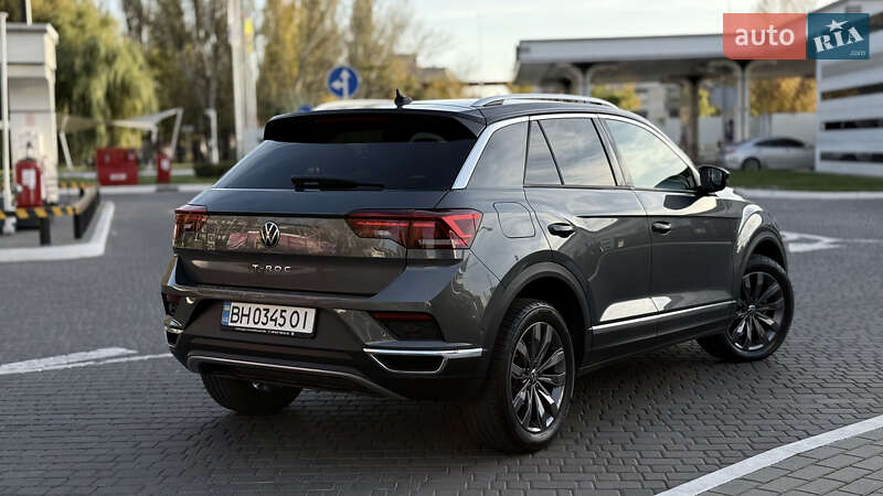 Внедорожник / Кроссовер Volkswagen T-Roc 2021 в Одессе
