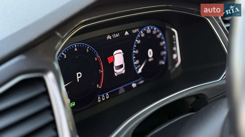 Внедорожник / Кроссовер Volkswagen T-Roc 2021 в Одессе