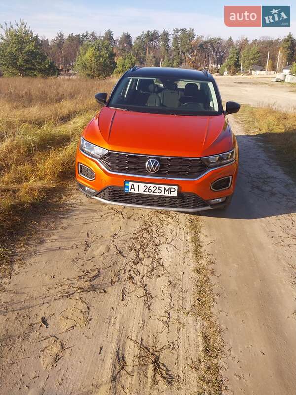 Позашляховик / Кросовер Volkswagen T-Roc 2020 в Києві фото 9 Позашляховик / Кросовер Volkswagen T-Roc 2020 в Києві
