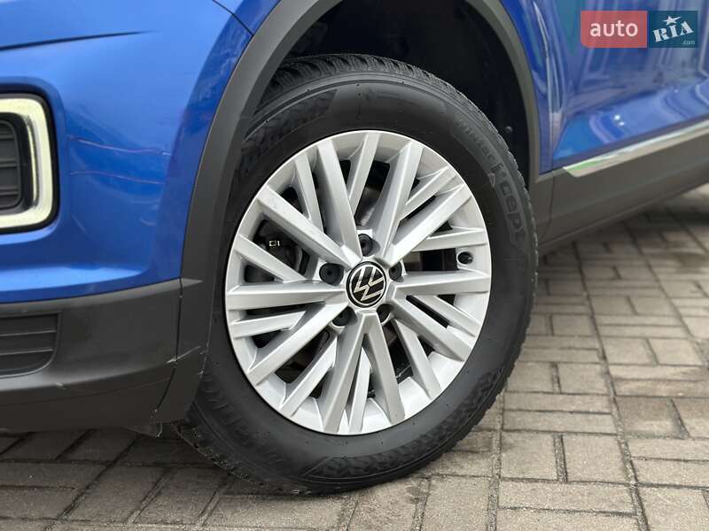 Внедорожник / Кроссовер Volkswagen T-Roc 2021 в Киеве фото 2 Внедорожник / Кроссовер Volkswagen T-Roc 2021 в Киеве