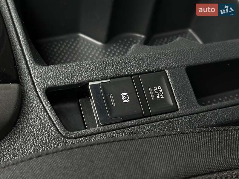 Внедорожник / Кроссовер Volkswagen T-Roc 2021 в Киеве фото 32 Внедорожник / Кроссовер Volkswagen T-Roc 2021 в Киеве