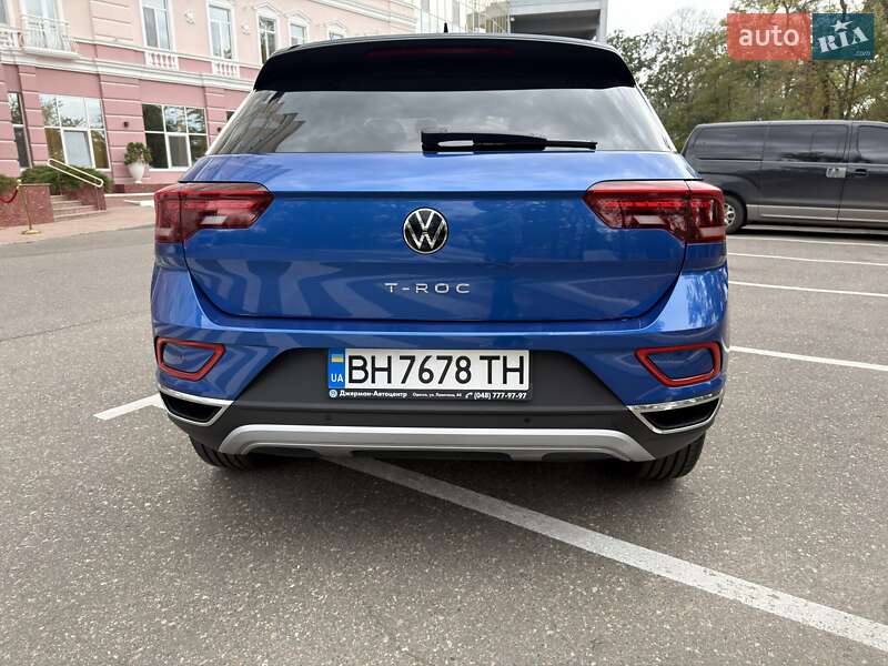 Внедорожник / Кроссовер Volkswagen T-Roc 2022 в Одессе
