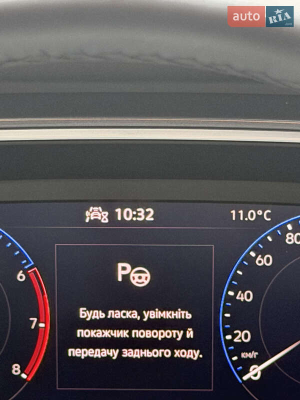 Внедорожник / Кроссовер Volkswagen T-Roc 2023 в Киеве