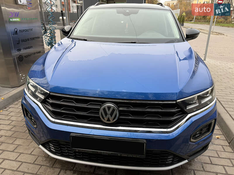 Внедорожник / Кроссовер Volkswagen T-Roc 2019 в Тернополе