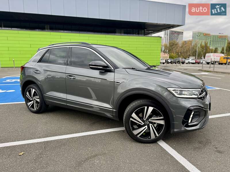Позашляховик / Кросовер Volkswagen T-Roc 2024 в Києві