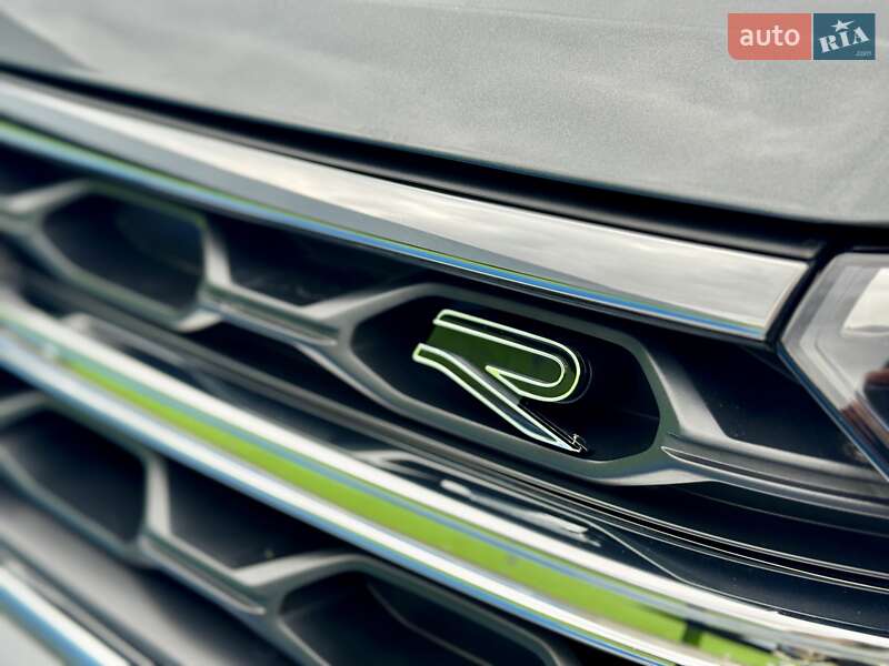 Позашляховик / Кросовер Volkswagen T-Roc 2024 в Києві