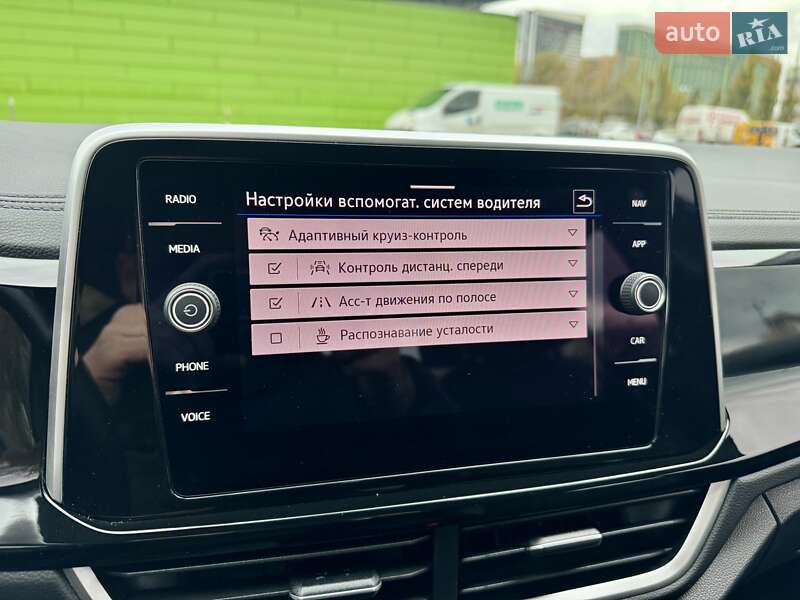 Позашляховик / Кросовер Volkswagen T-Roc 2024 в Києві
