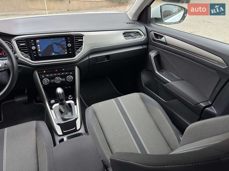 Позашляховик / Кросовер Volkswagen T-Roc 2021 в Дніпрі