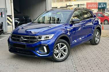 Внедорожник / Кроссовер Volkswagen T-Roc 2022 в Киеве