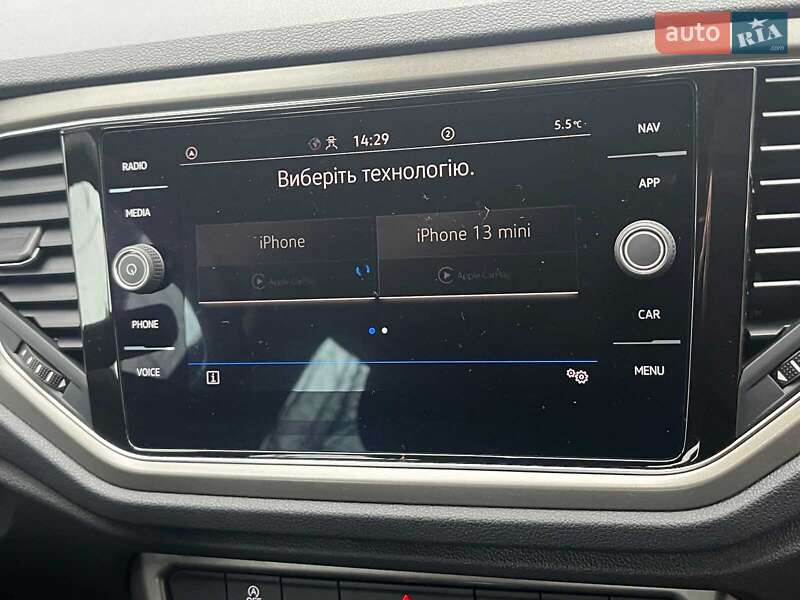 Внедорожник / Кроссовер Volkswagen T-Roc 2021 в Киеве