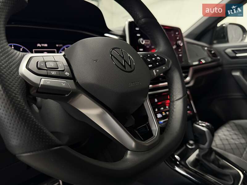 Внедорожник / Кроссовер Volkswagen T-Roc 2024 в Тернополе