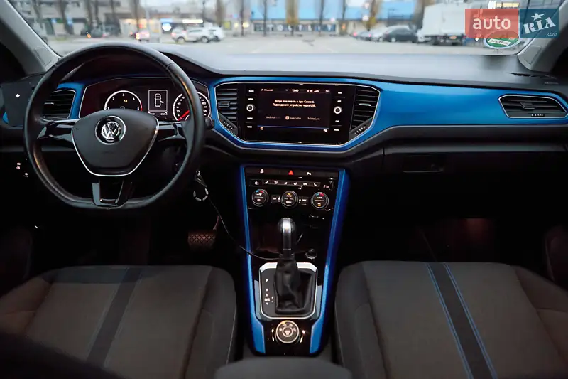 Volkswagen T-Roc 2018 VIN WVGZZZA1ZJV043654 фото оголошення 30 з 85