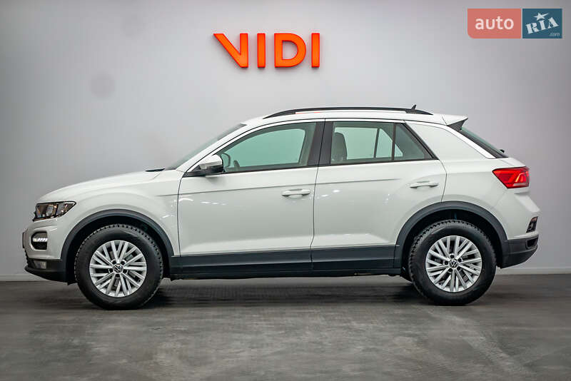 Позашляховик / Кросовер Volkswagen T-Roc 2021 в Києві