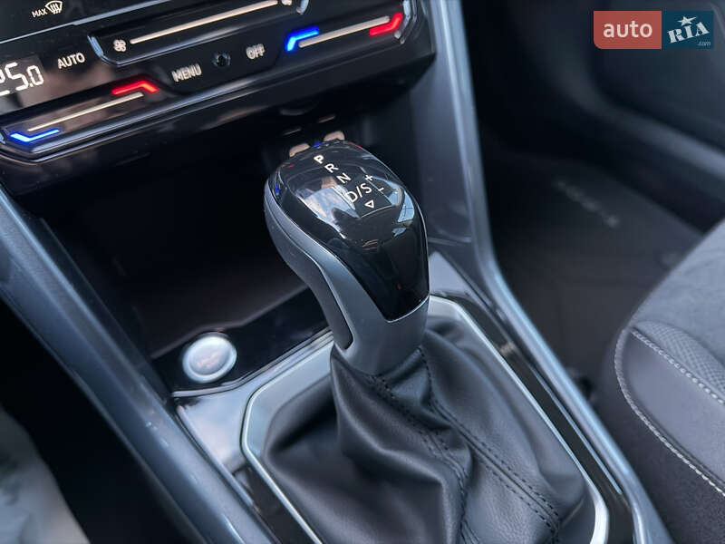 Позашляховик / Кросовер Volkswagen T-Roc 2024 в Києві