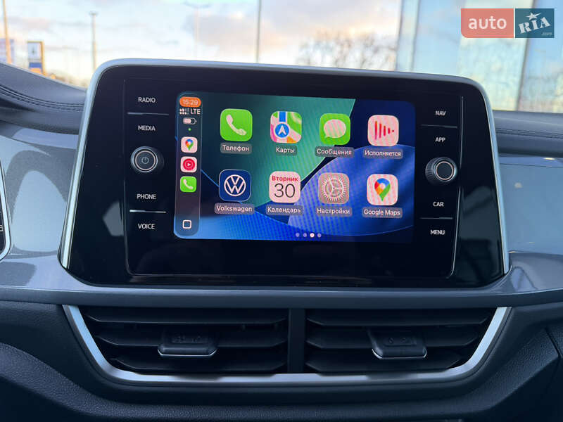 Позашляховик / Кросовер Volkswagen T-Roc 2024 в Києві