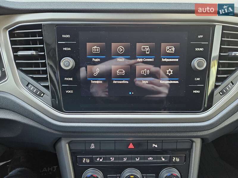 Позашляховик / Кросовер Volkswagen T-Roc 2020 в Києві фото 43 Позашляховик / Кросовер Volkswagen T-Roc 2020 в Києві