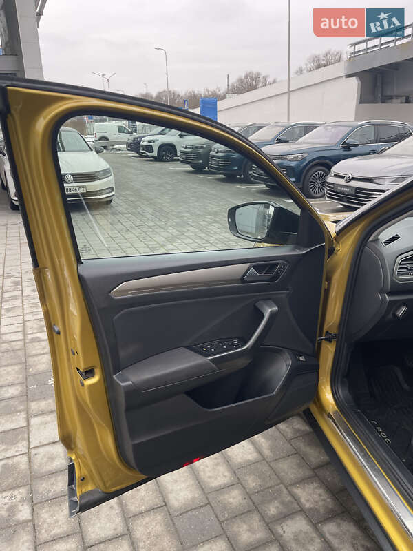 Внедорожник / Кроссовер Volkswagen T-Roc 2021 в Ивано-Франковске фото 16 Внедорожник / Кроссовер Volkswagen T-Roc 2021 в Ивано-Франковске