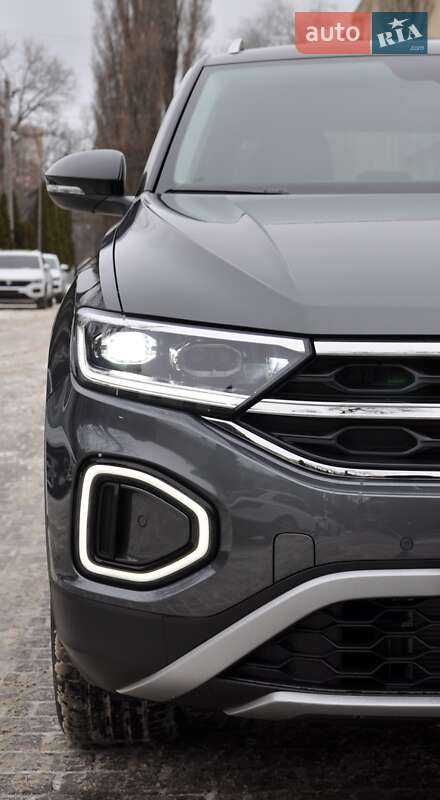 Внедорожник / Кроссовер Volkswagen T-Roc 2023 в Одессе
