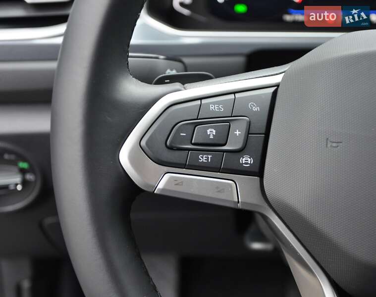 Внедорожник / Кроссовер Volkswagen T-Roc 2023 в Одессе