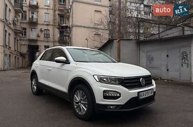 Внедорожник / Кроссовер Volkswagen T-Roc 2020 в Киеве