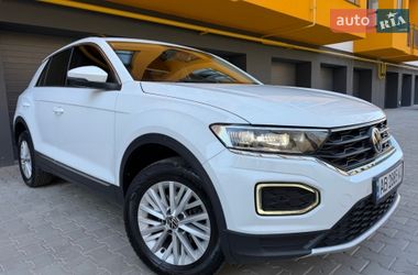 Внедорожник / Кроссовер Volkswagen T-Roc 2021 в Виннице