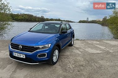 Внедорожник / Кроссовер Volkswagen T-Roc 2021 в Киеве