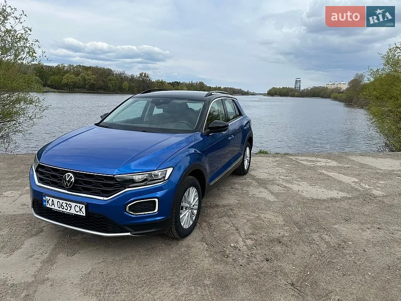 Volkswagen T-Roc 2020 VIN WVGZZZA1ZMV063459 фото оголошення 17 з 48