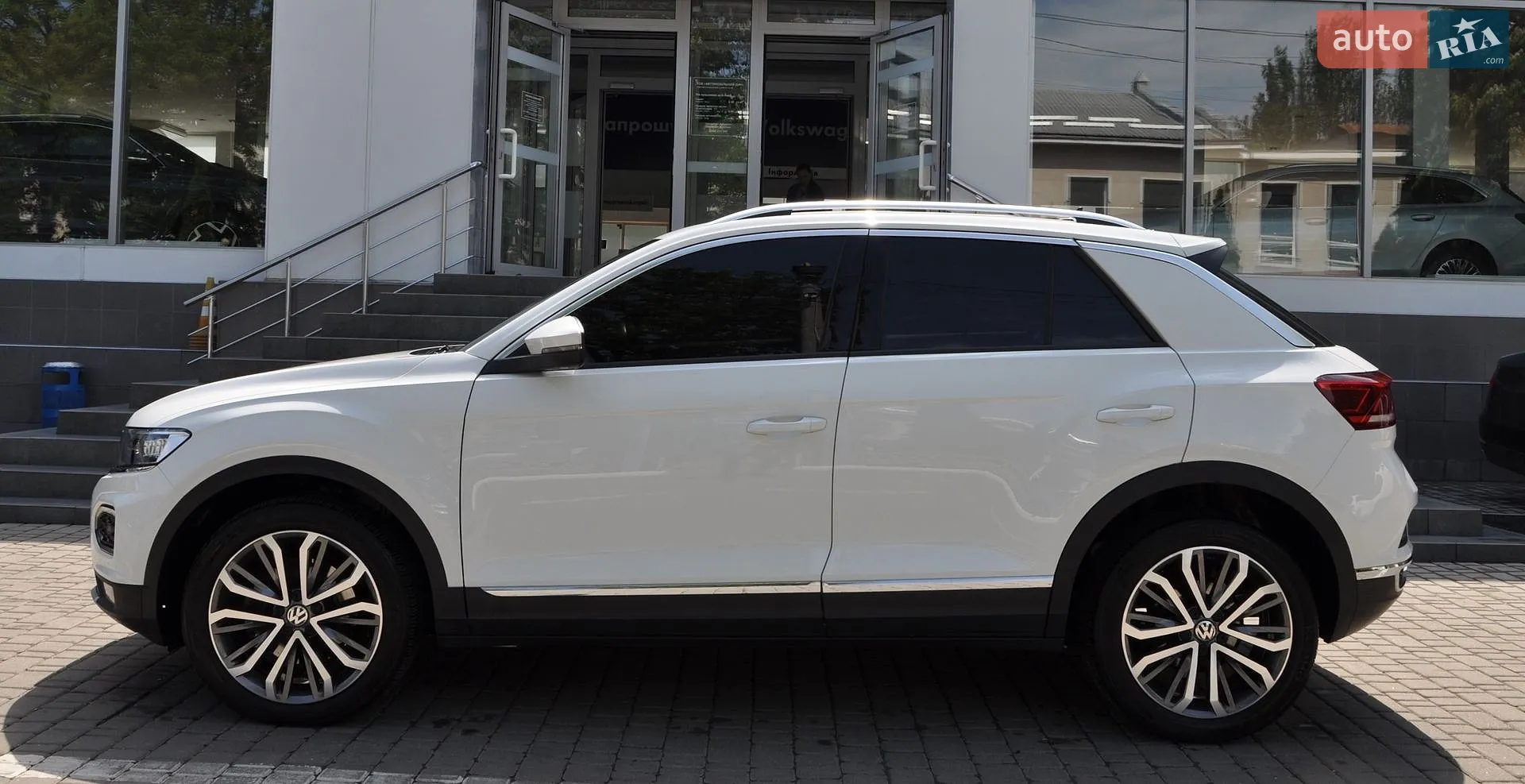 2020 Volkswagen T-Roc - мініатюра 3
