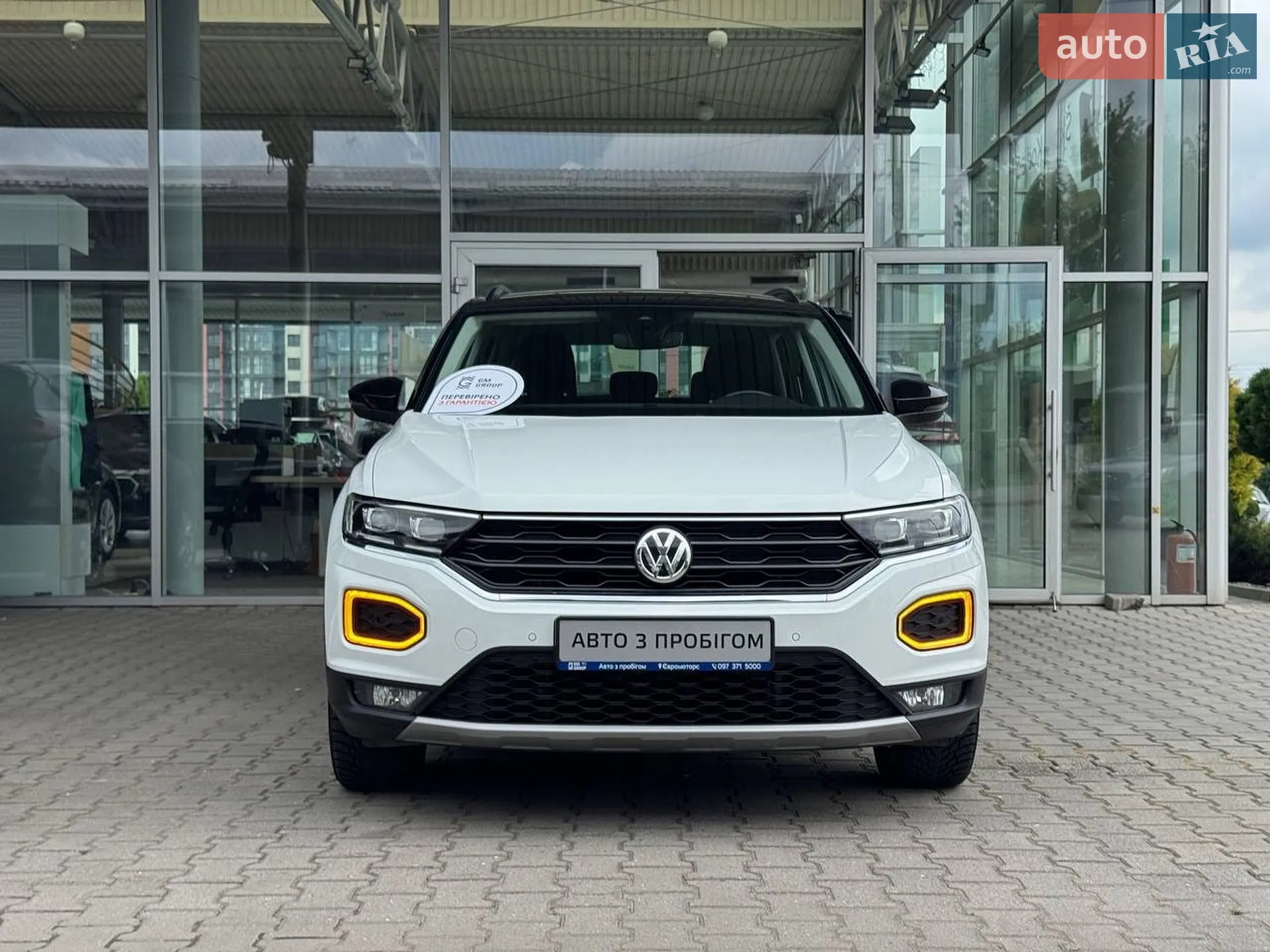 2019 Volkswagen T-Roc - фото 1