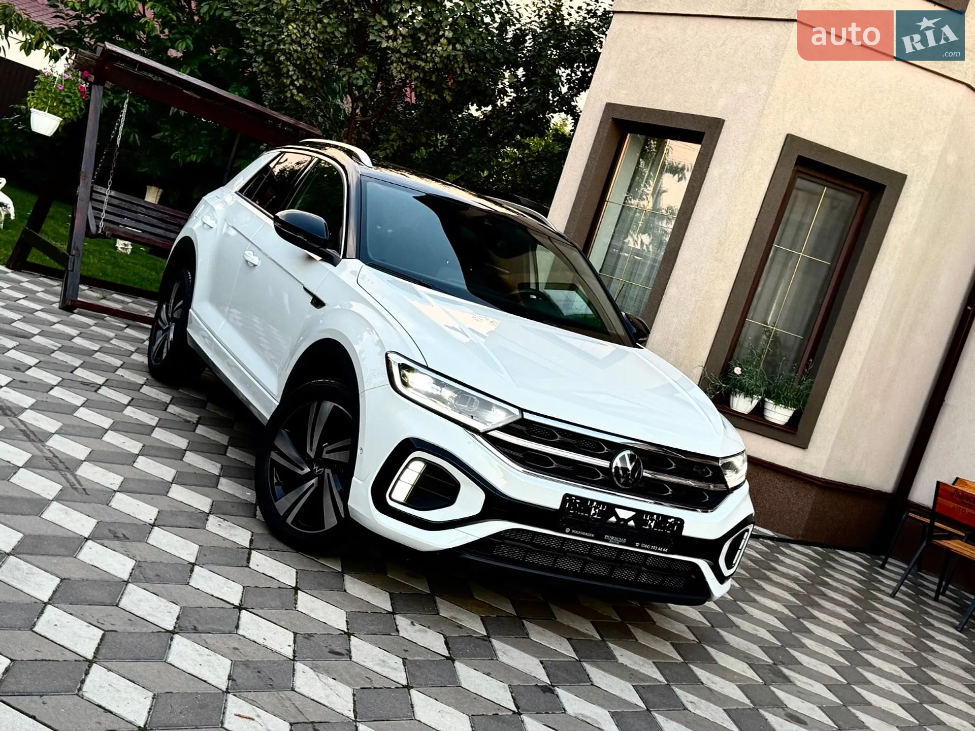 2025 Volkswagen T-Roc - мініатюра 2