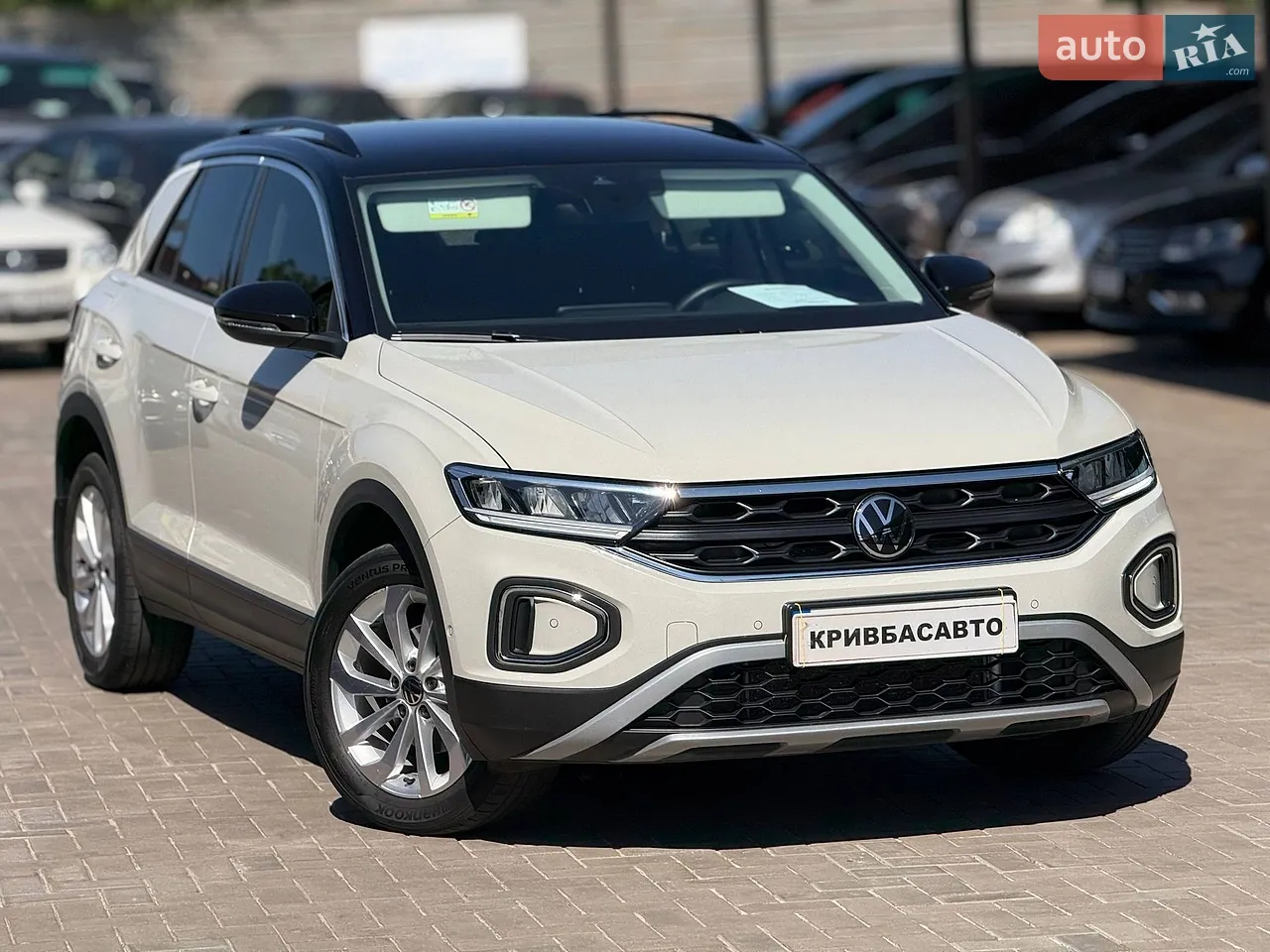2023 Volkswagen T-Roc - мініатюра 14