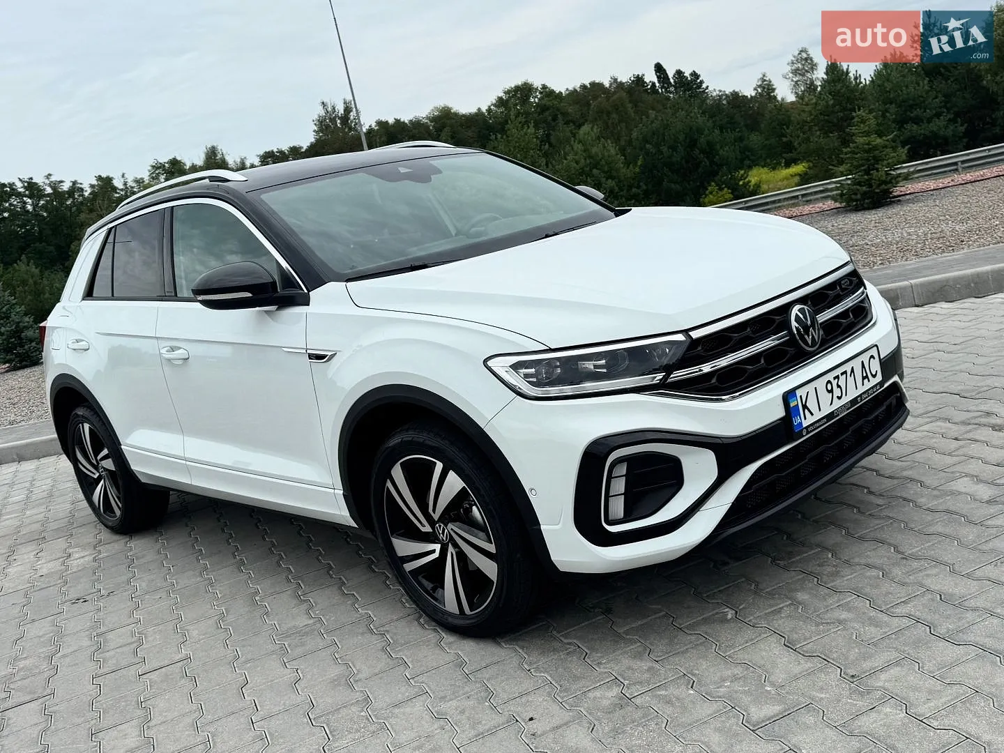 2025 Volkswagen T-Roc - мініатюра 4