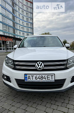 Внедорожник / Кроссовер Volkswagen Taigun 2013 в 