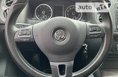Внедорожник / Кроссовер Volkswagen Taigun 2013 в 
