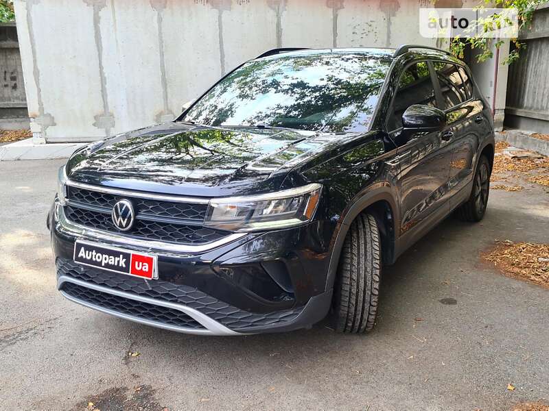 Позашляховик / Кросовер Volkswagen Taos 2022 в Києві