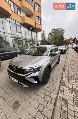 Внедорожник / Кроссовер Volkswagen Taos 2021 в 